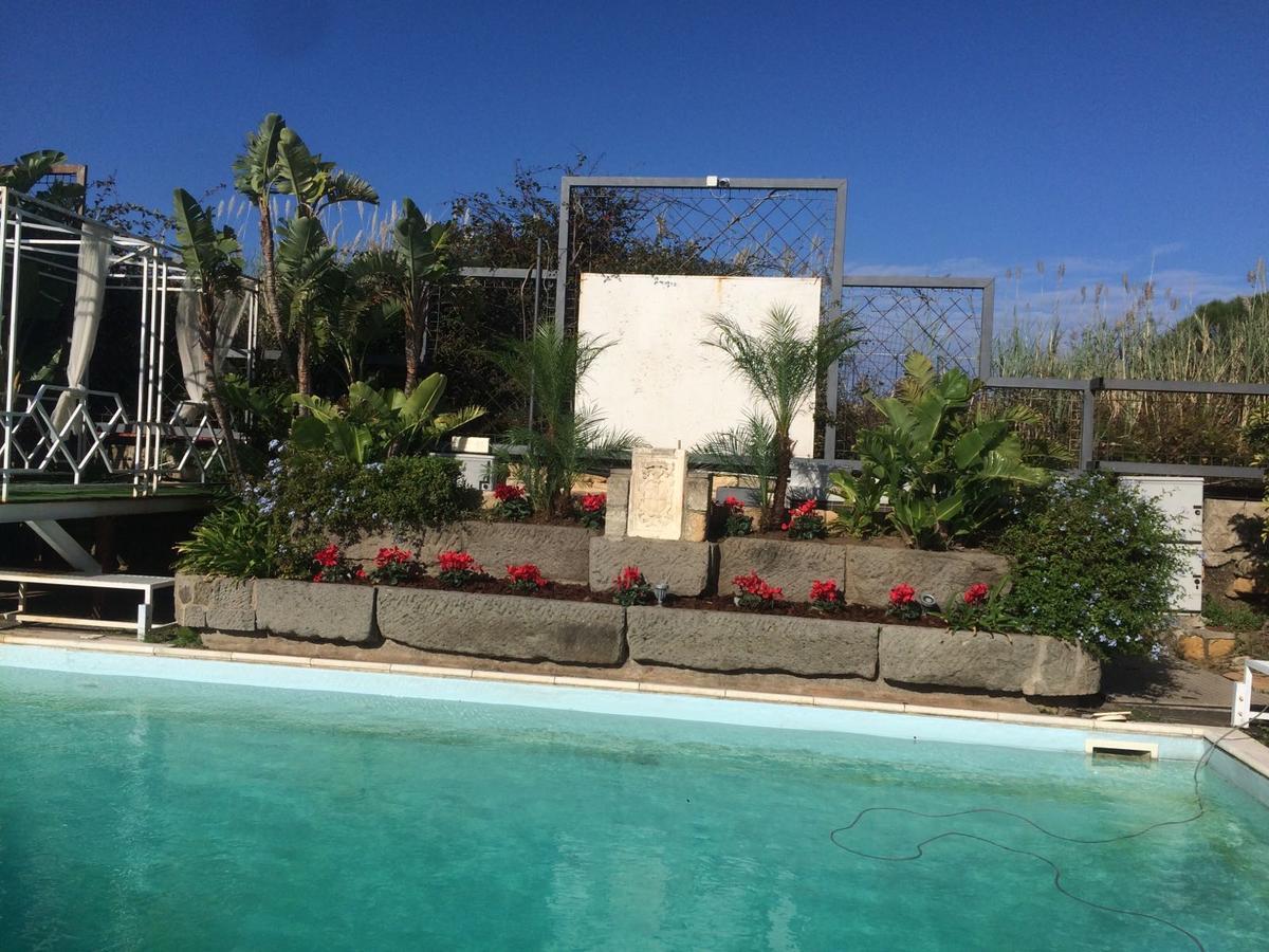 I Giardini Di Giano Panzió Torre di Faro Kültér fotó